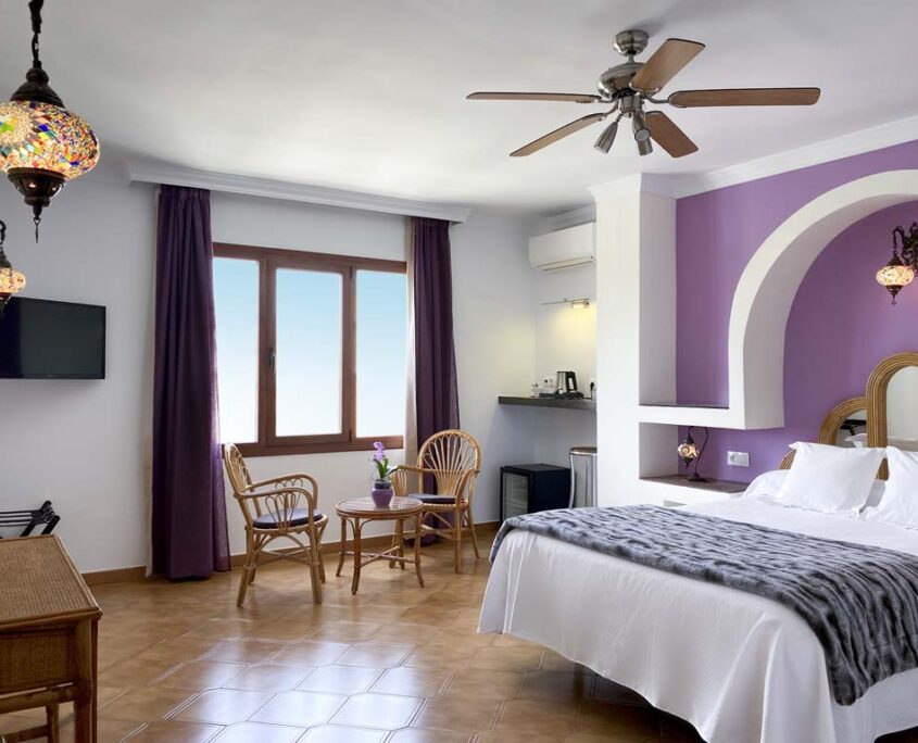 Deluxe Confort Double Room - Hostal Alhambra Deluxe Confort Double Room - Hostal Alhambra